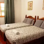 Canadas Hotel